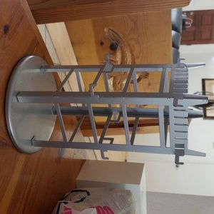 Rotating Jewlery Stand